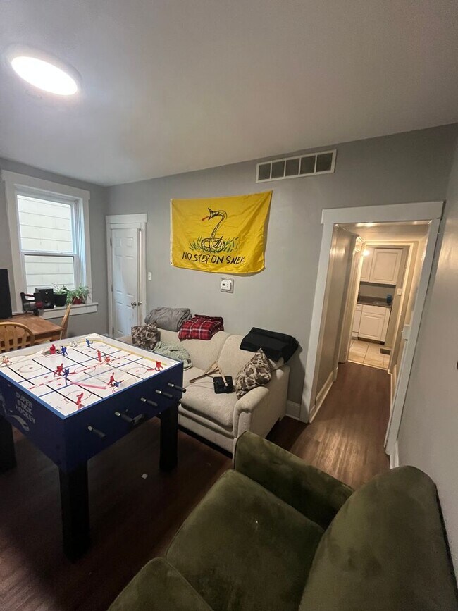 Building Photo - Five Bedroom Available for 26-27 School Year!