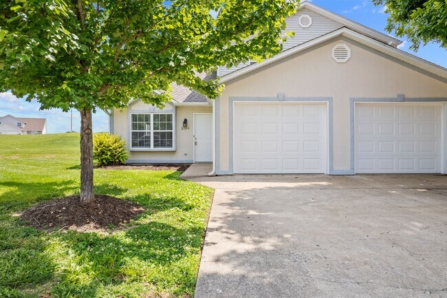 Primary Photo - 3504-3506 Delmar Ct.