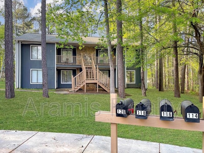 Building Photo - 114 Spring Ct