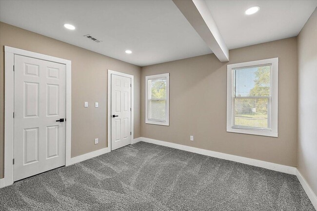 Building Photo - 3473 Townsend St