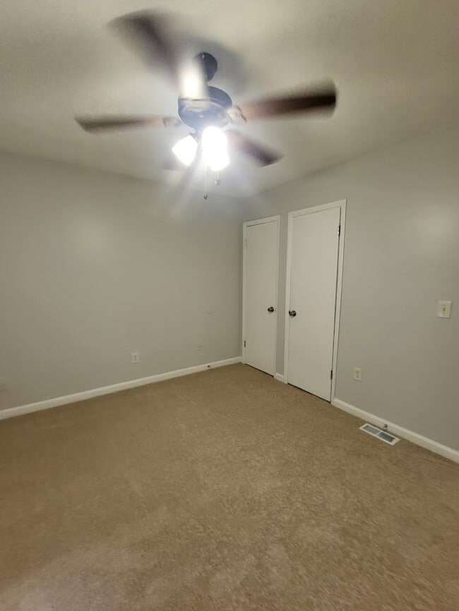 Building Photo - 3309 Goldenchain Dr