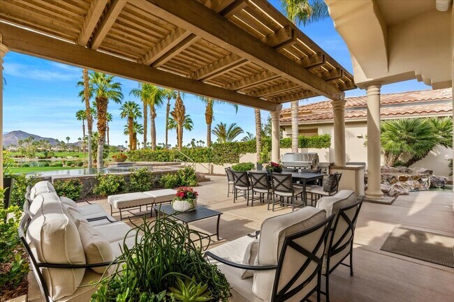 Building Photo - 79910 Mission Dr E