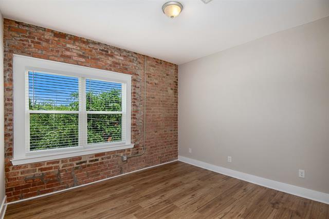 Building Photo - 919 Alston Ave