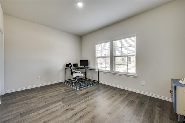 Building Photo - 9804 Cherrywood Wy