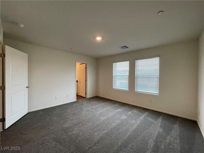 Building Photo - 5000 Hunter Mesa Ave