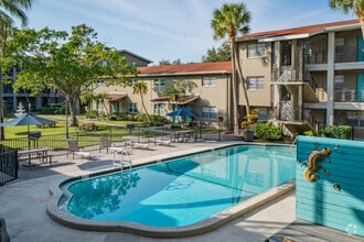 Building Photo - Fountain Court Apartments