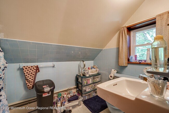 Building Photo - 23 Briarcliff Pl