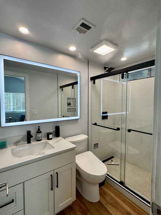 Building Photo - 4425 Sierra Springs Dr