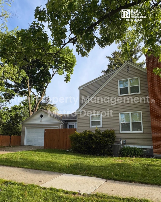 Building Photo - SPRING INTO YOUR NEW HOME