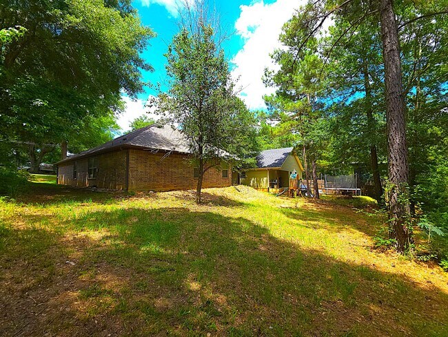 Building Photo - Ready to Move Into Your Dream Rental Home?