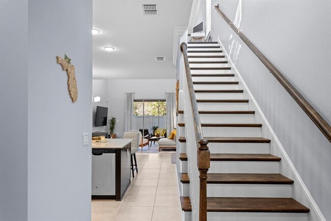 Building Photo - 8711 Terracina Lake Dr