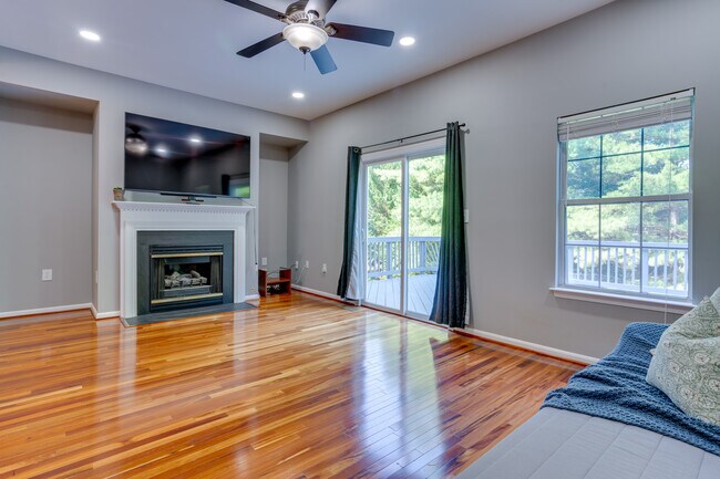 Building Photo - 13032 Limestone Ct