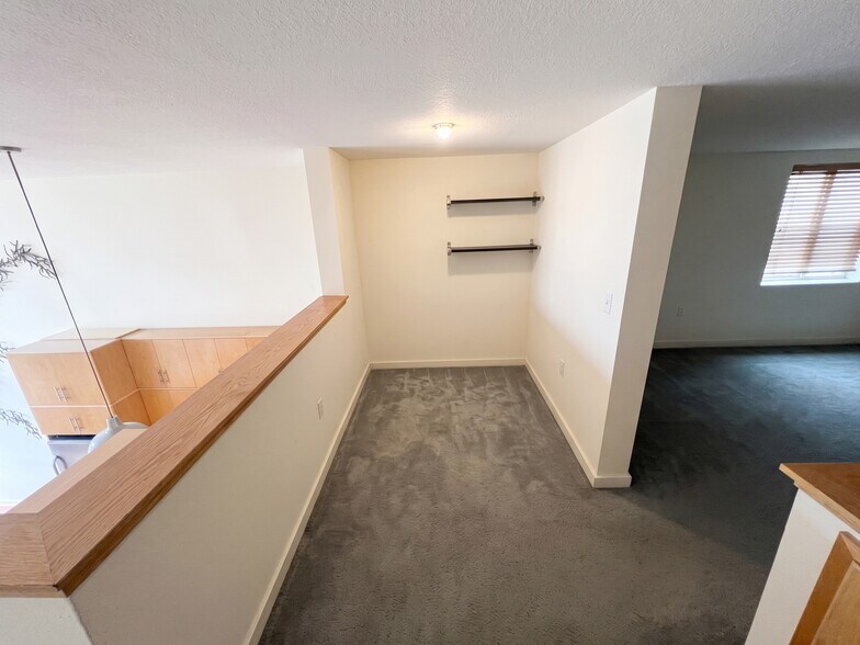 Building Photo - 175 Bluxome St