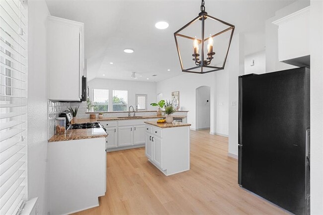 Building Photo - 11704 Long Rifle Cove