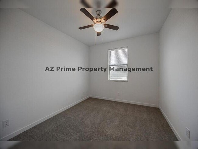 Building Photo - 16870 W Las Palmaritas Dr