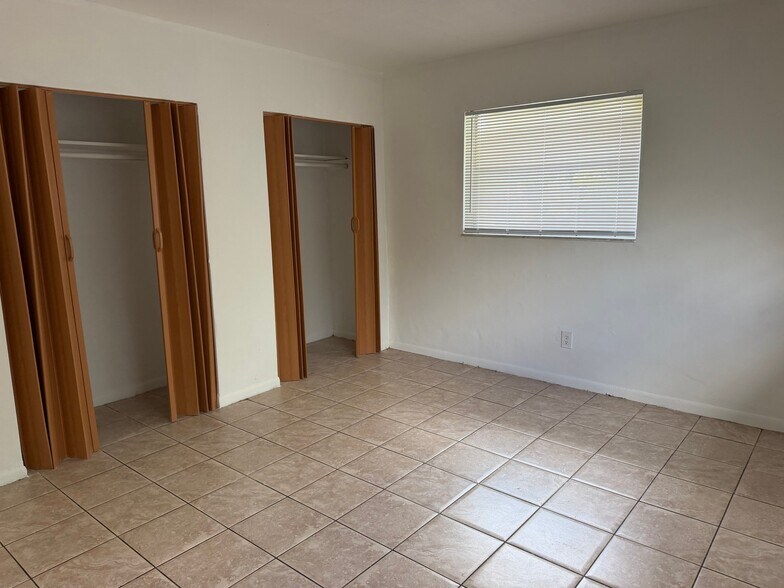 Building Photo - 3701 SW 59th Terrace