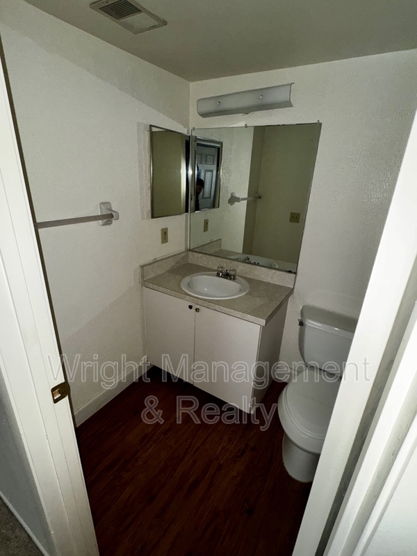 Building Photo - 14464 Reuter Strasse Cir