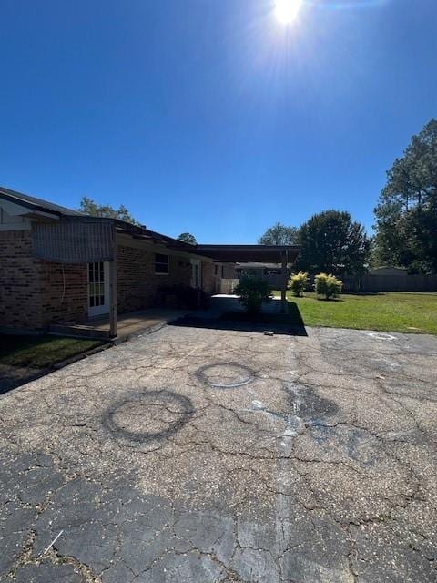 Building Photo - 215 Tavares Dr