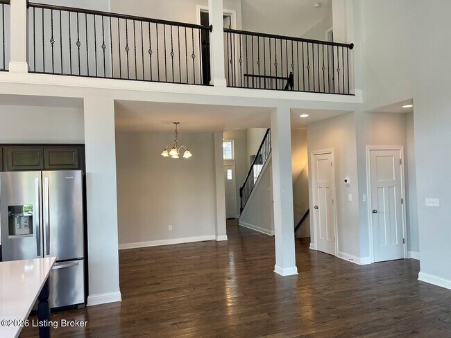 Building Photo - 2105 Meadows Edge Ln