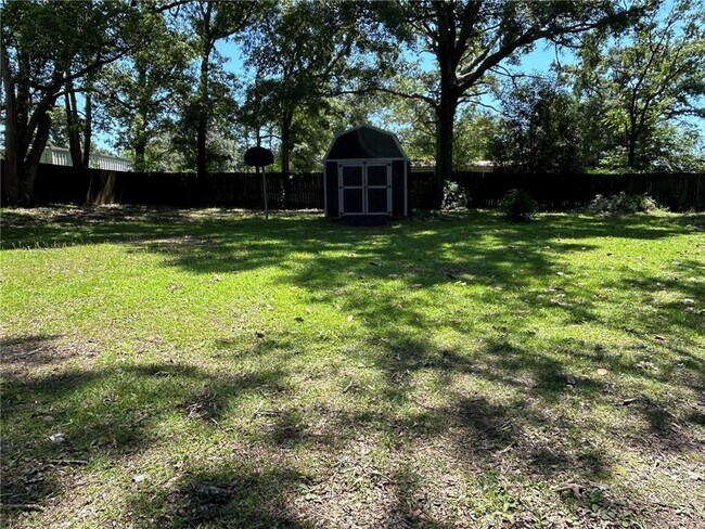 Building Photo - 5178 Fairview Highland Dr