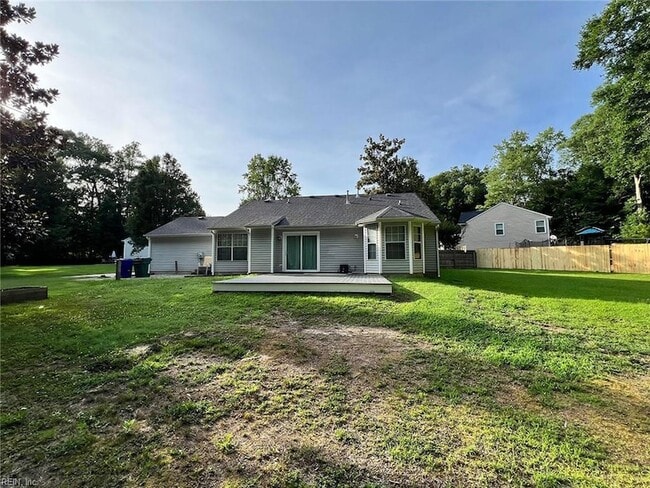 Building Photo - 120 Misty Ridge Ln