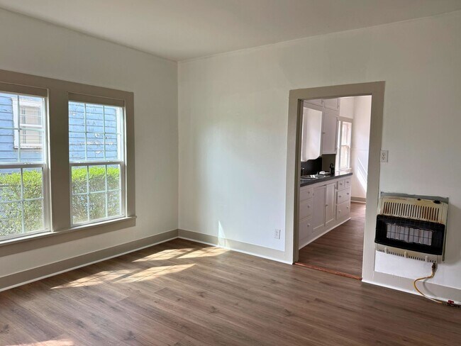 Building Photo - 1810 7th St