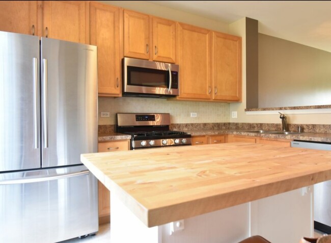 Building Photo - 228 Station Park Cir