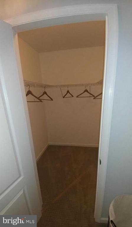 Building Photo - 15 Silverwood Cir