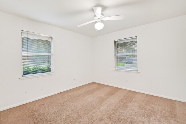 Building Photo - 5422 Spellman Rd
