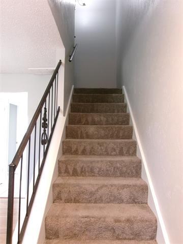 Building Photo - 92 E Mountain Creek Ct