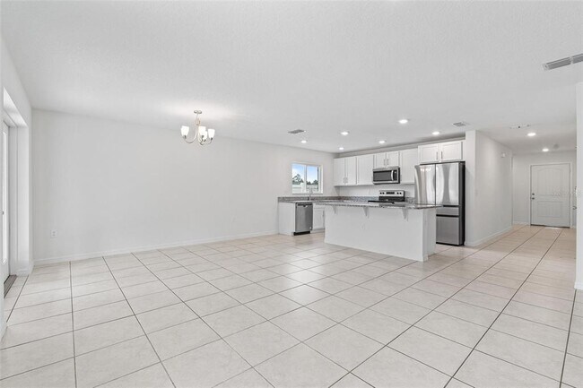 Building Photo - 1557 Venice Ln