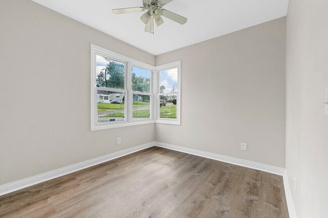 Building Photo - 7715 Horatio Dr