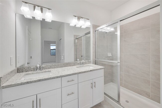 Building Photo - 14207 Pine Lodge Ln