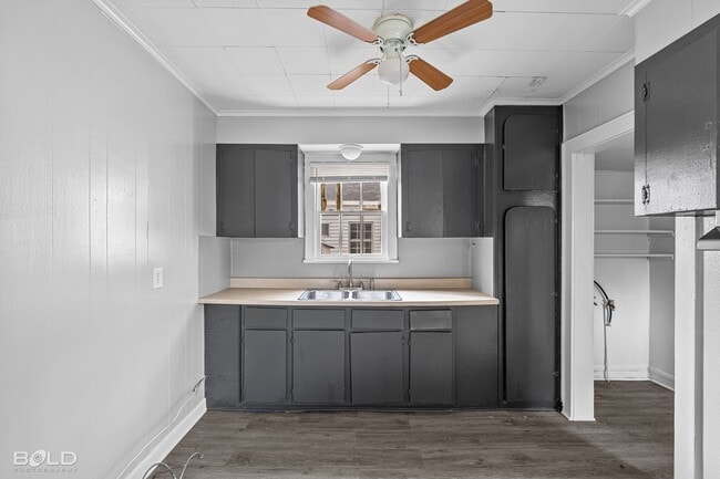 Building Photo - 154 E Wyandotte St