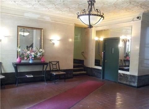 Lobby Photo - Jumel Hall
