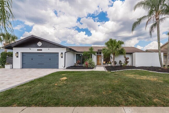 Primary Photo - 5811 Dory Way