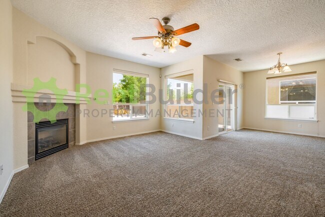 Building Photo - CALL US TODAY AT (505) 808-6467 TO SCHEDUL...