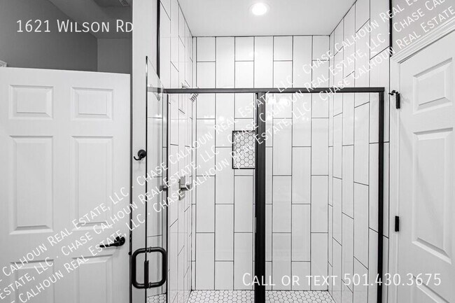 Building Photo - 1621 Wilson Rd