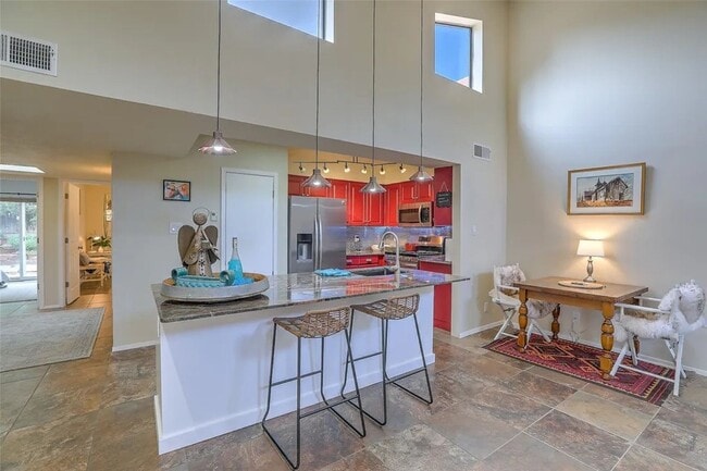 Building Photo - Midtown Santa Fe 3 Bed, 2 Bath, 2 Car Garage and EV Charger