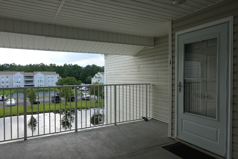 Building Photo - 2265 Huntingdon Dr