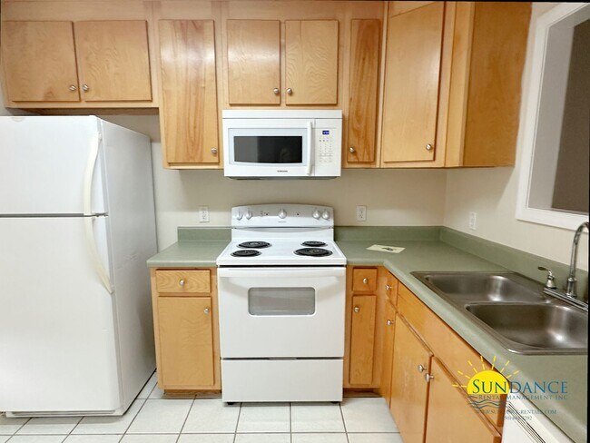 Building Photo - Lovely 2 Bedroom Unit in Navarre