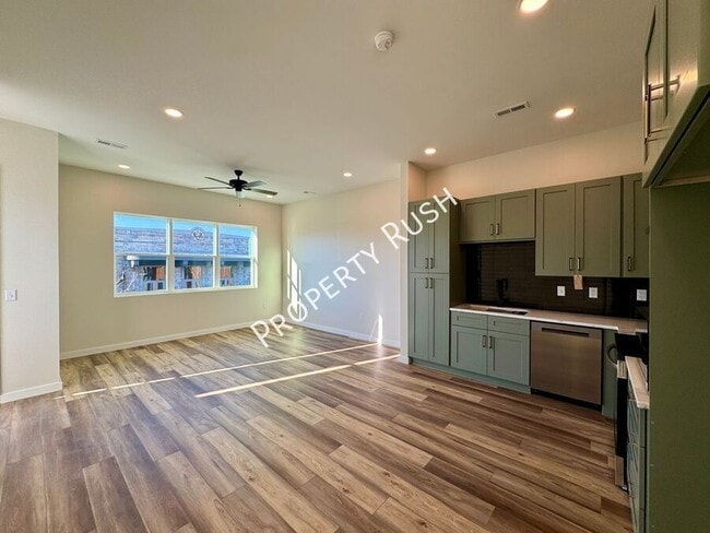 Building Photo - 1865 Zeta Way