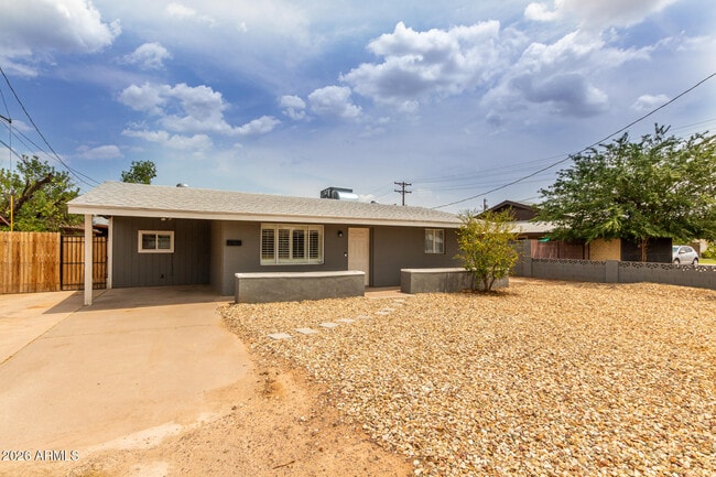 Building Photo - 5309 N 22nd Dr