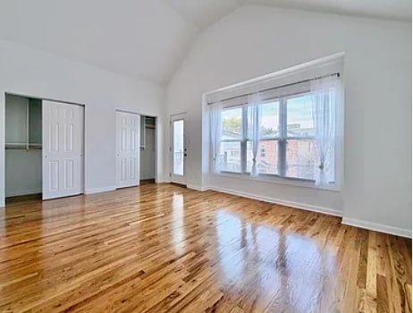 Building Photo - 126 Ogden Ave.