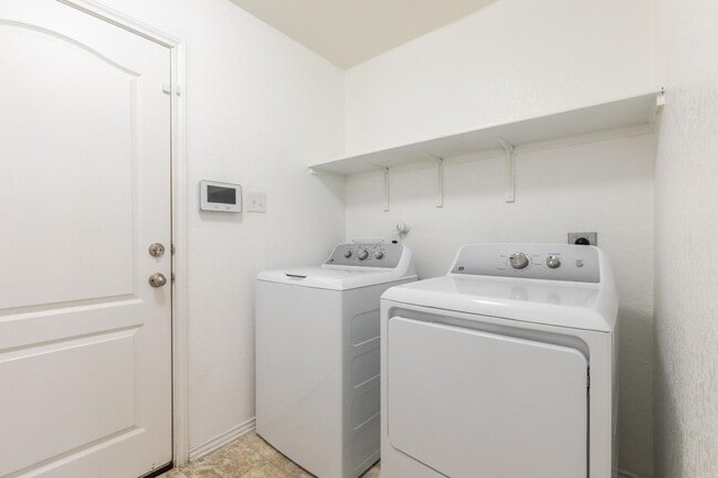 Building Photo - 4439 Donley Byu