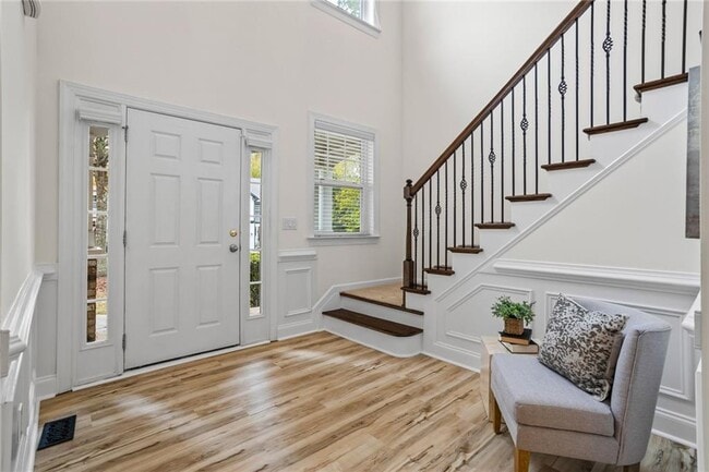 Building Photo - 3910 Dalwood Dr