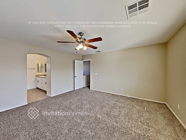 Building Photo - 15555 W Meade Ln