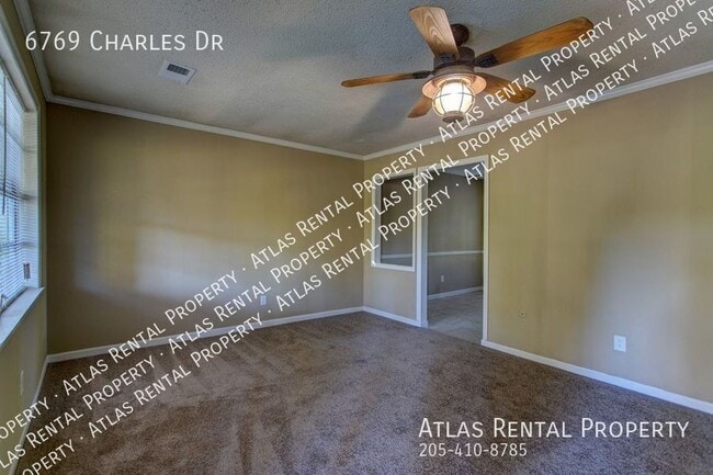 Building Photo - 6769 Charles Dr
