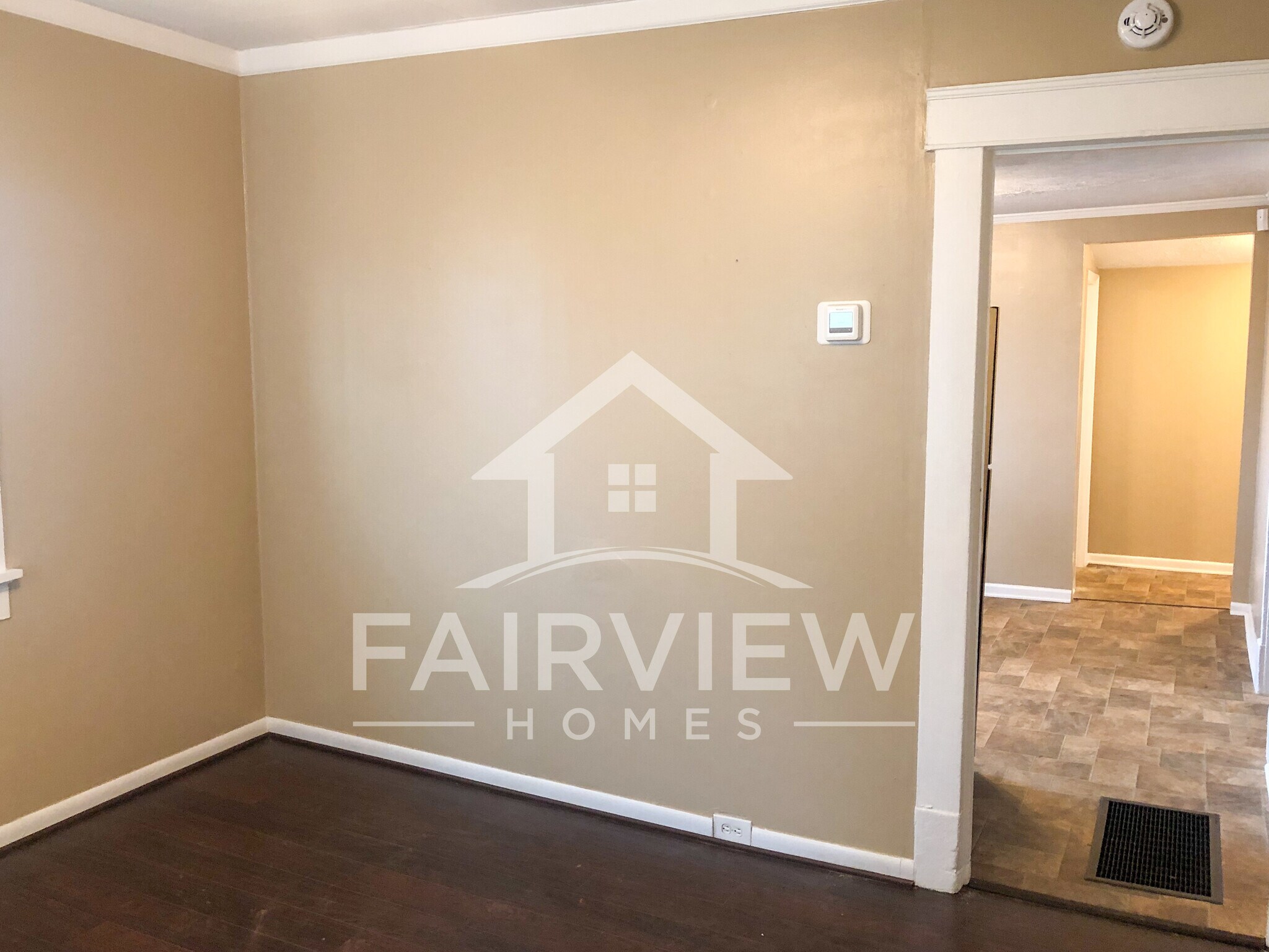 Living Room - 3520 Demott St