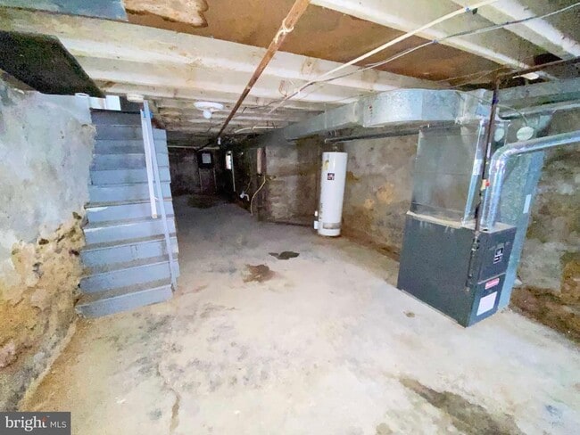 Building Photo - 3543 Stouton St